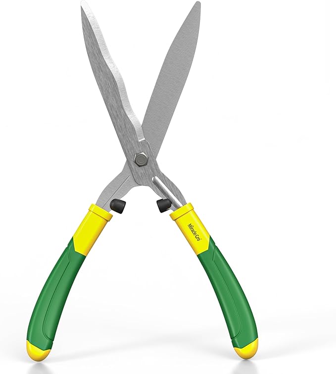 Miracle-Gro 18 in. Wavy Blade Hedge Shears – Lawn and Yard Tool with Sharp Carbon Steel Blades for Trimming Borders, Shaping Bushes, and Shaping/Trimming Hedges, Shrubs