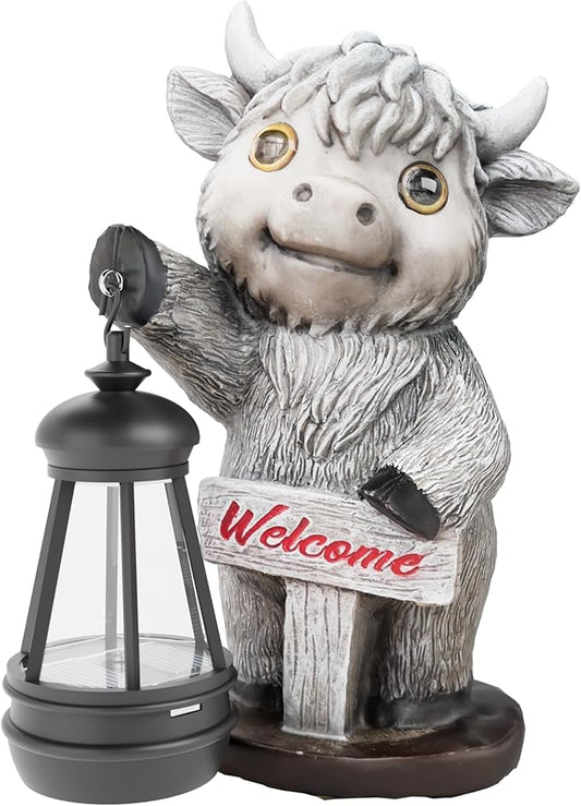 Highland Cow Statues with Solar Lights, Highland Cow Resin Figurine Lights, Highland Cow Ornaments for Patio, Balcony, Indoor Decoration and as Gifts