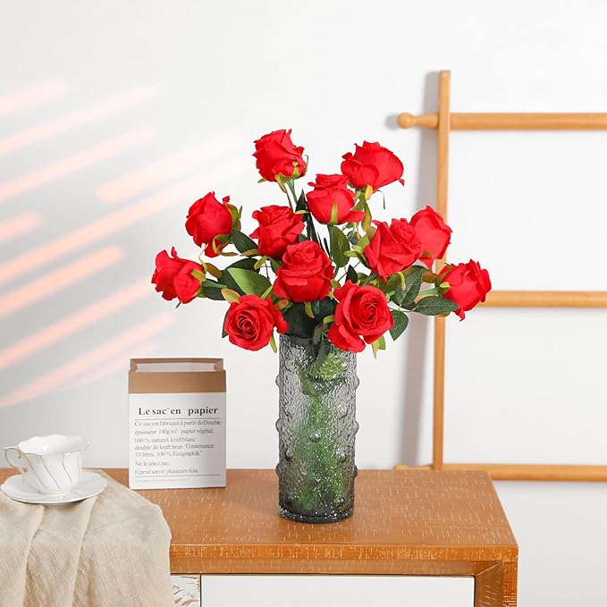 12Pcs Realistic Fake Red Roses Faux Flowers with Long Stems, Artificial Silk Rose Flowers for Valentines Day Home Wedding Decor Bridal Bouquet