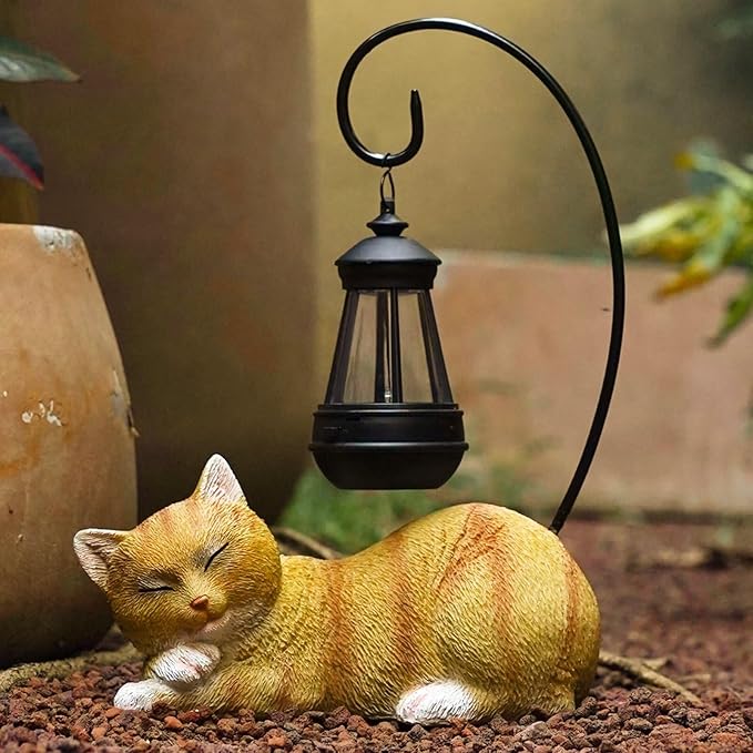Cat Solar Garden Decor Outdoor Statues, Cat Figurine Decoration with Solar Lights Lantern, Garden Outdooe Cat Statue Decor Art for Patio, Lawn, Yard, Unique Housewarming Gift for Cat Lover and Mom