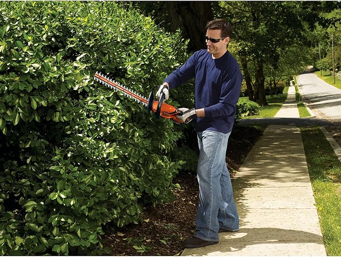 BLACK+DECKER 20V MAX Cordless Hedge Trimmer, 22 Inch Steel Blade, Reduced Vibration, Battery and Charger Included (LHT2220)