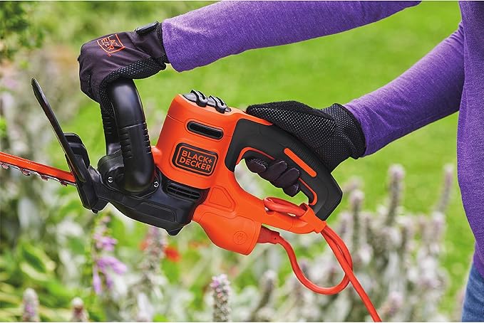 BLACK+DECKER BEHT350FF 22" Electric Hedge Trimmer